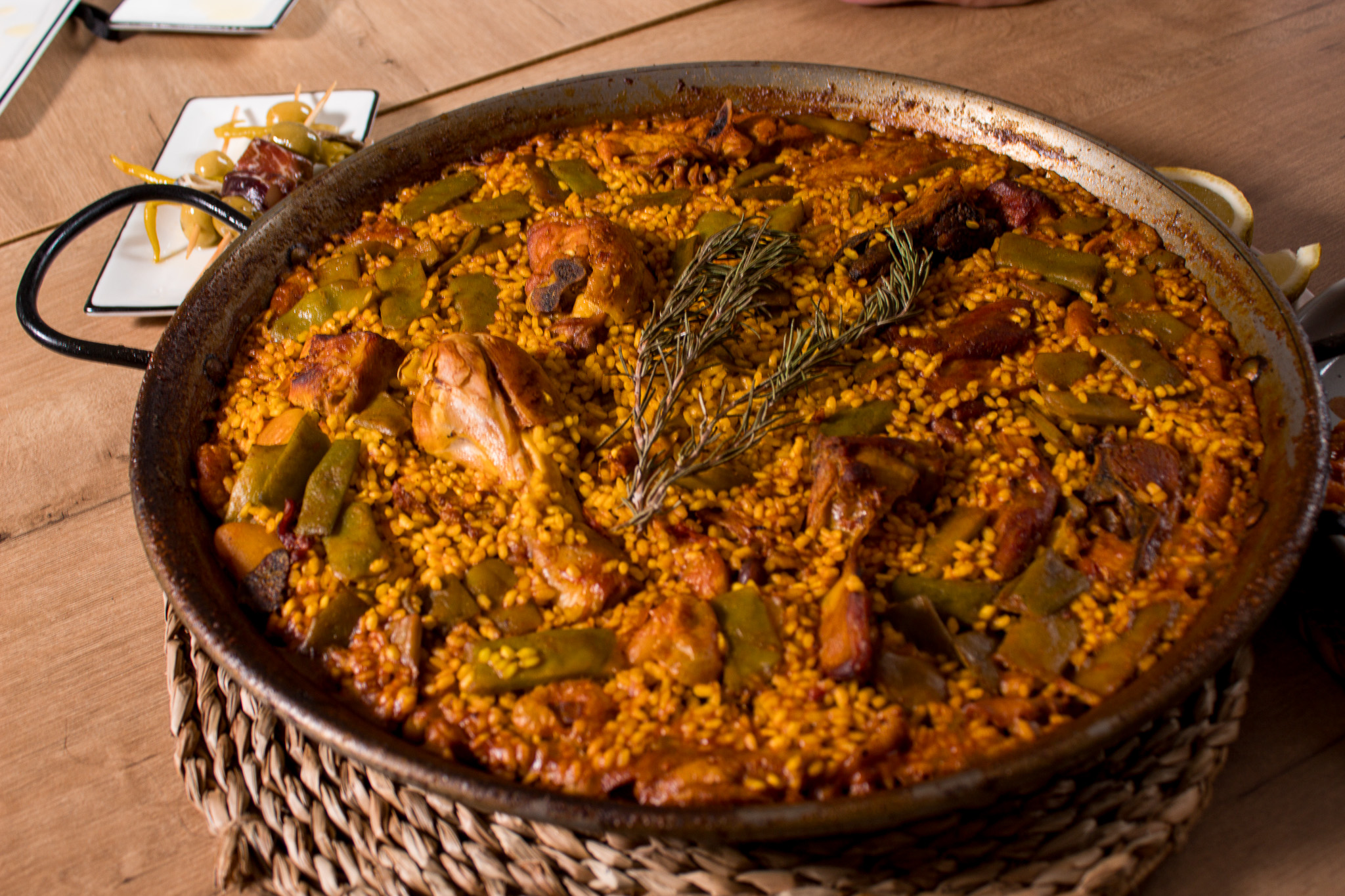 Plato de Rebombori
